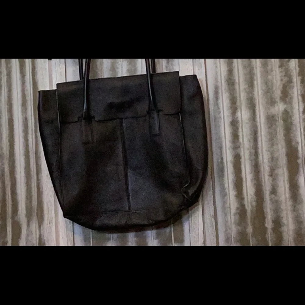 Banana Republic leather bag/briefcase, beautiful, EUC, black